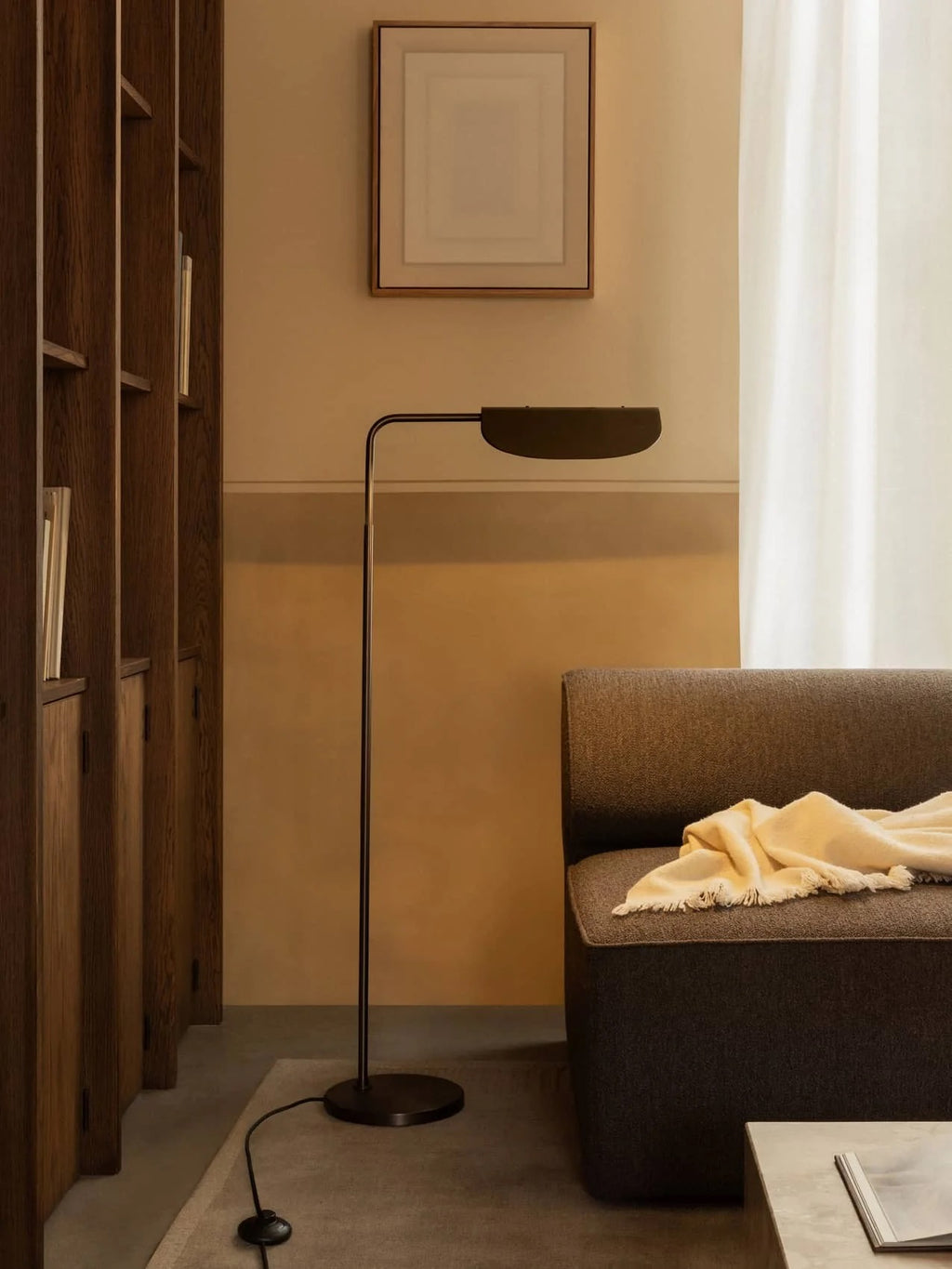 WING FLOOR LAMP - BRONZED ALUMINIUM
