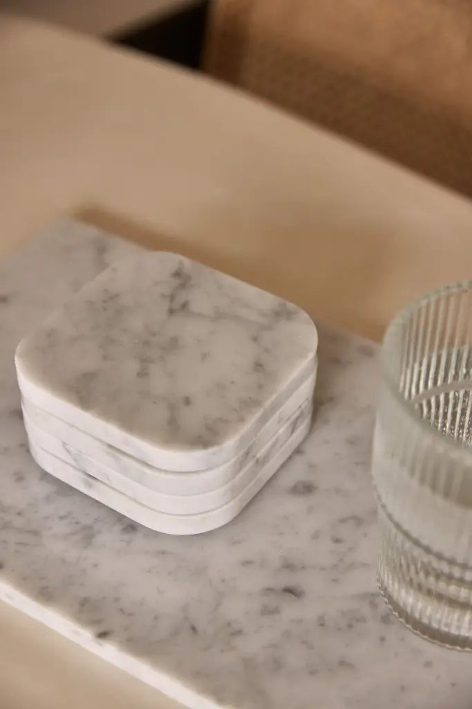 GLASSBRIKKER I MARMOR HVIT - SETT MED 4