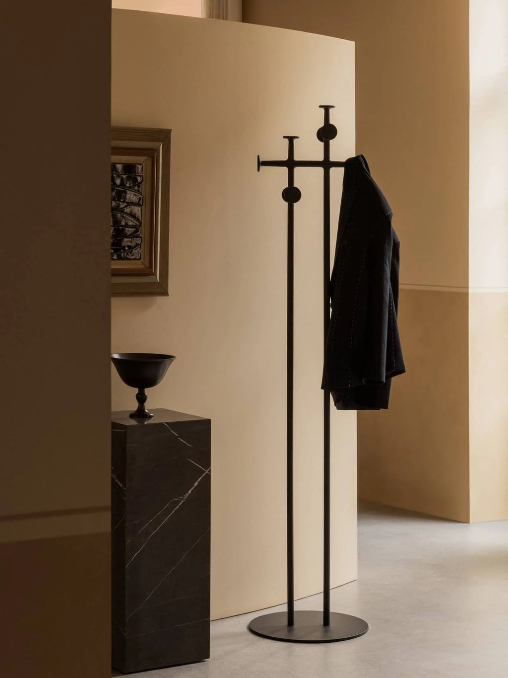 AFTEROOM COAT STAND