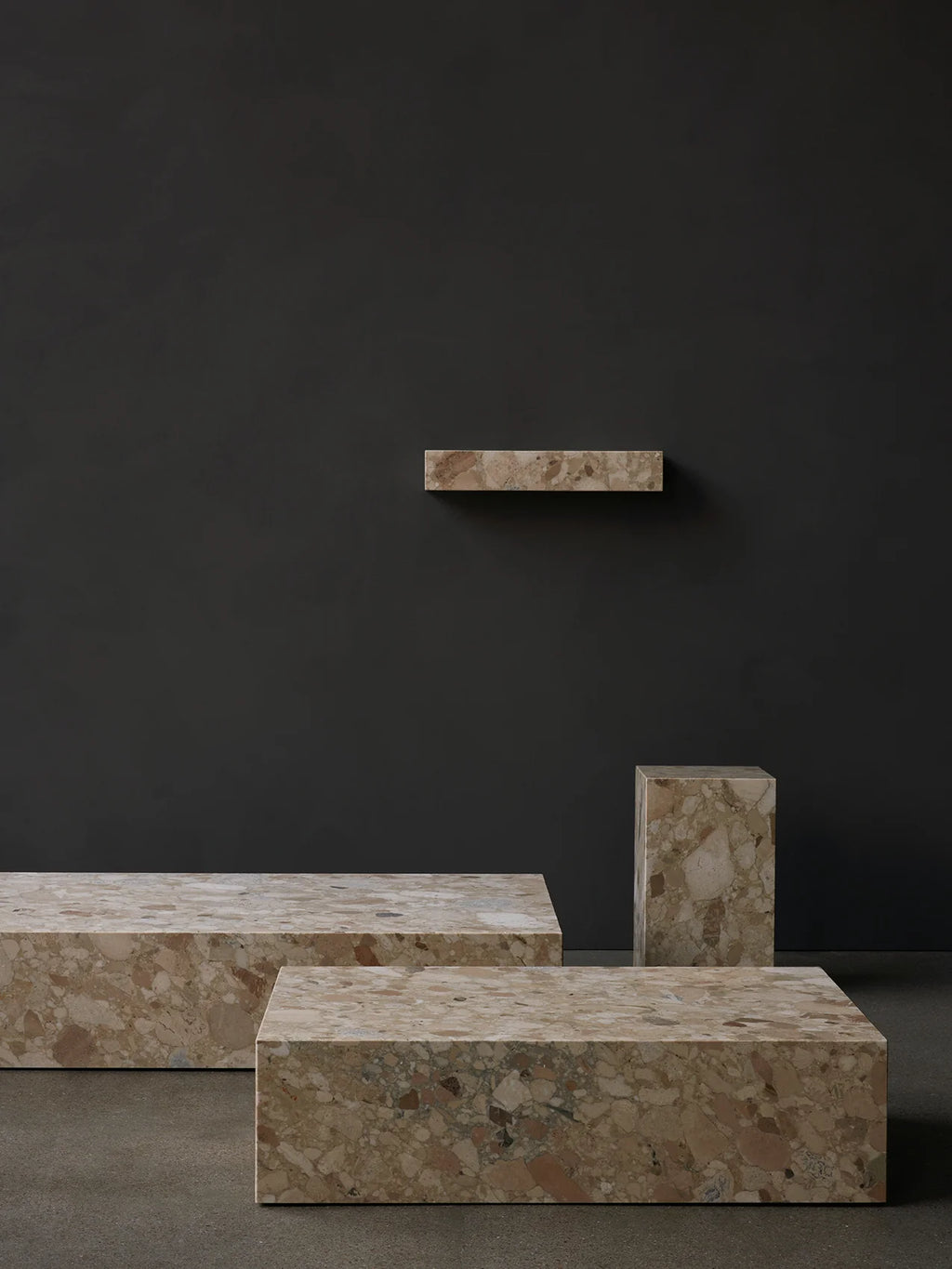 PLINTH LOW- KUNIS BRECCIA